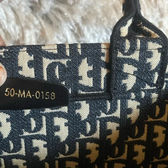 Blue and White Tote Bag - Picture 5 of 8